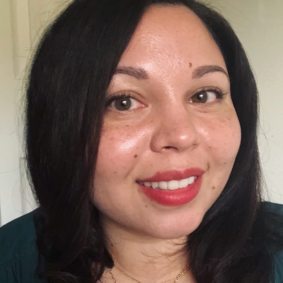 Meet your Posher, Stephanie - Picture 1 of 1